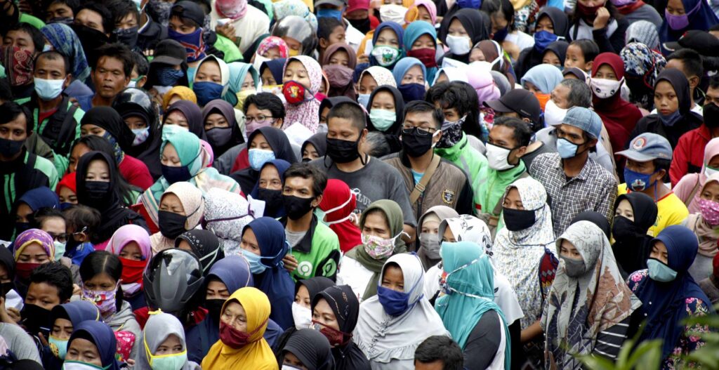 Kenaikan Kasus Covid-19 Bisa Ganggu Pemulihan Ekonomi